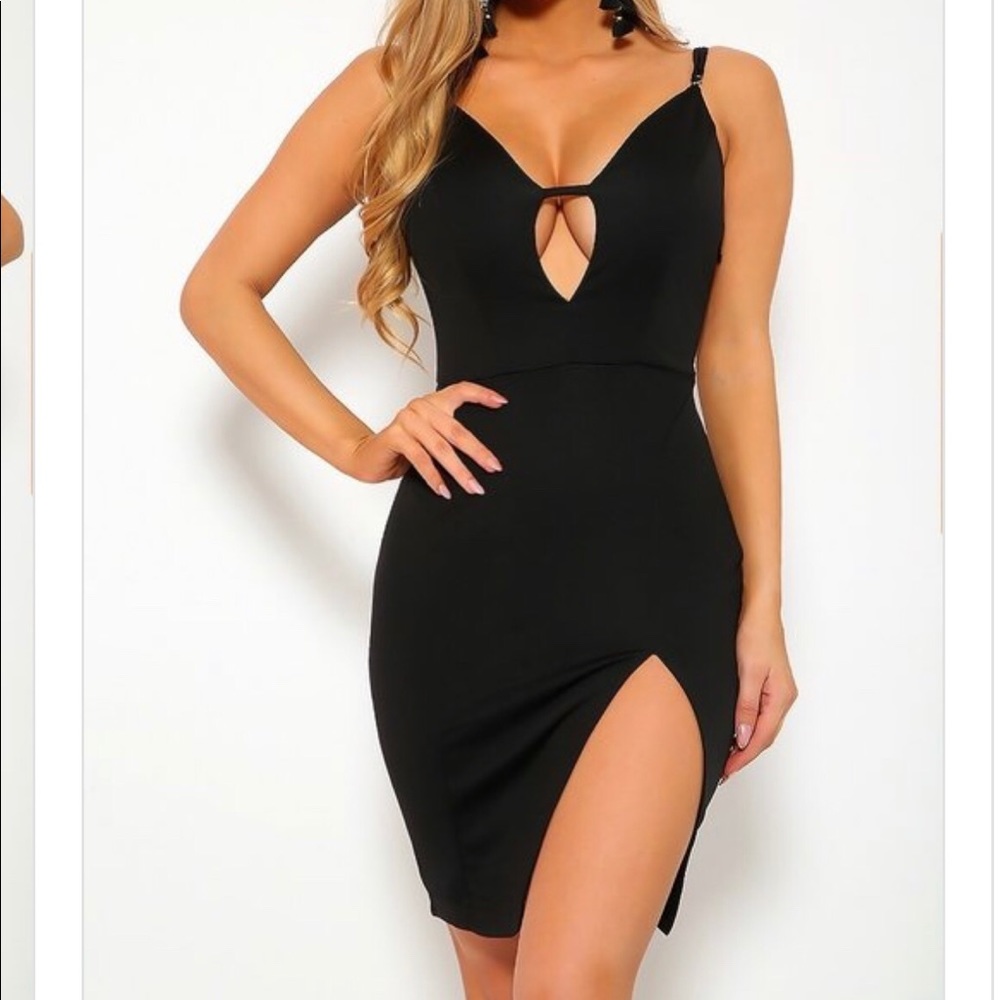 Black bodycon mini dress